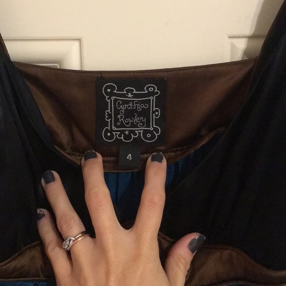 Silk Cynthia Rowley dress. - Picture 2 of 5